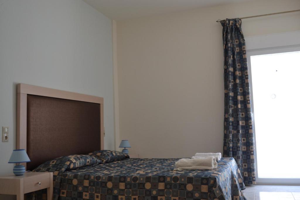 4S Beach Superior Apartments Stalida Room photo